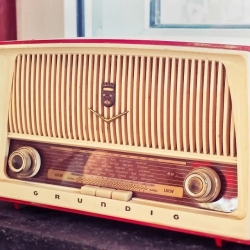 hudba 60 leta radio