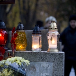 Blíží se Dušičky. Policisté zvýší dohled na hřbitovech a jejich okolí