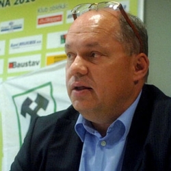 Jakub Novotný (KARLOVARÁCI) rezignoval na mandát zastupitele. Nahradí ho Miroslav Vaněk