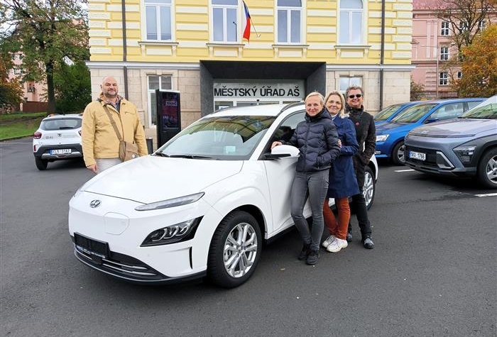 Třetí elektromobil pro Pečovatelskou službu města Aš, Zprávy Karlovarsko