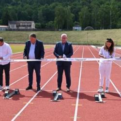 Karlovy Vary dokončily rekonstrukci atletického stadionu