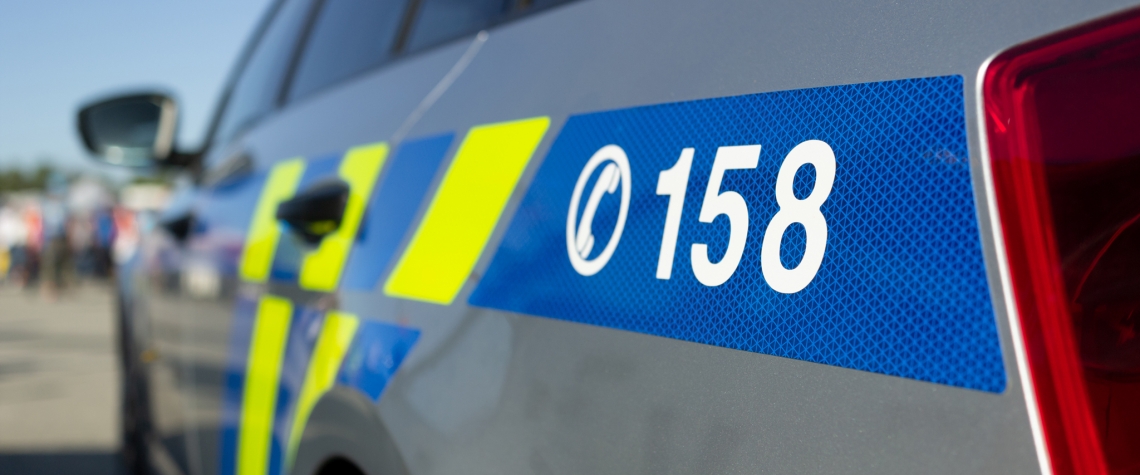 Policisté dopadli podezřelého z napadení seniorky v Chebu