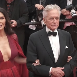 Michael Douglas uvede v Karlových Varech slavný film
