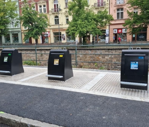 V Karlových Varech zprovoznili dvě stanoviště podzemních kontejnerů na separaci