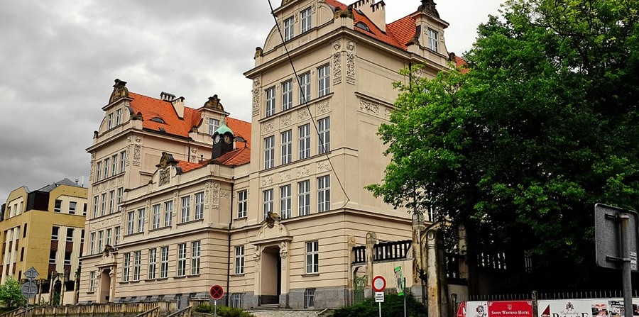 Karlovy Vary investují desítky milionů do škol