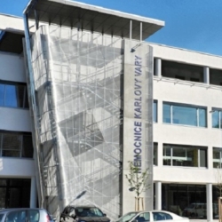 Audit odhalil problémy v Karlovarské krajské nemocnici