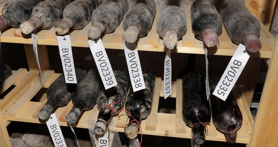 Bečovský tekutý poklad čeká záchrana v Bordeaux