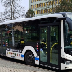 Sokolov omezí některé autobusové spoje, chce tím ušetřit