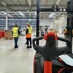 Logistické centrum v Ostrově se rozroste