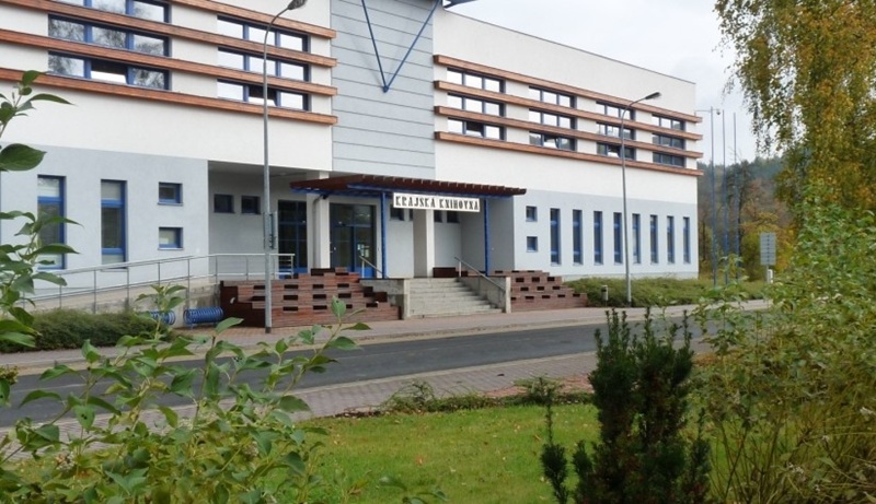 Krajská knihovna Karlovy Vary připravila nový cyklus přednášek "Na moment"